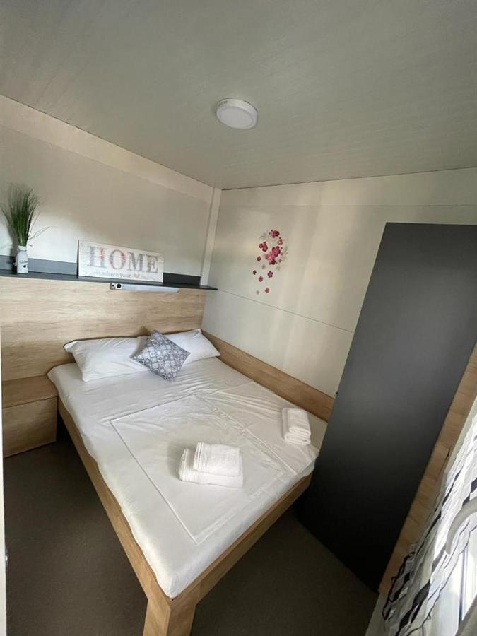 H&S Mobile Home Privlaka  Εξωτερικό φωτογραφία
